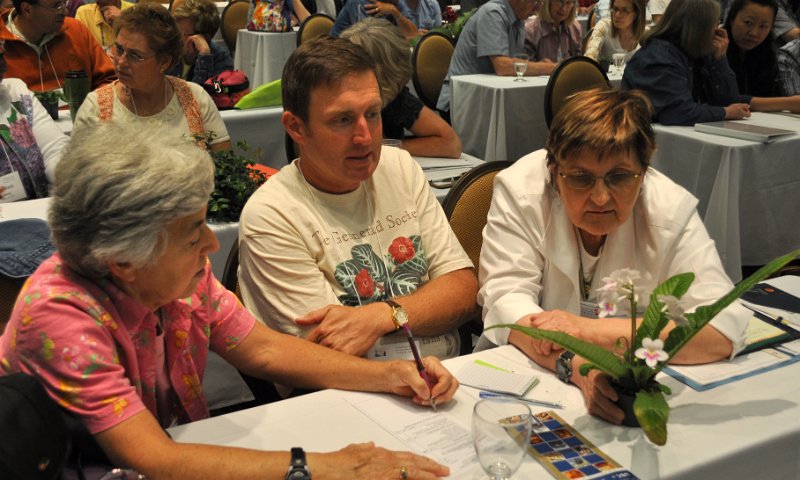 069-Wed - Susan Grose, Tom Bruning and Sylvia SvitakPS
